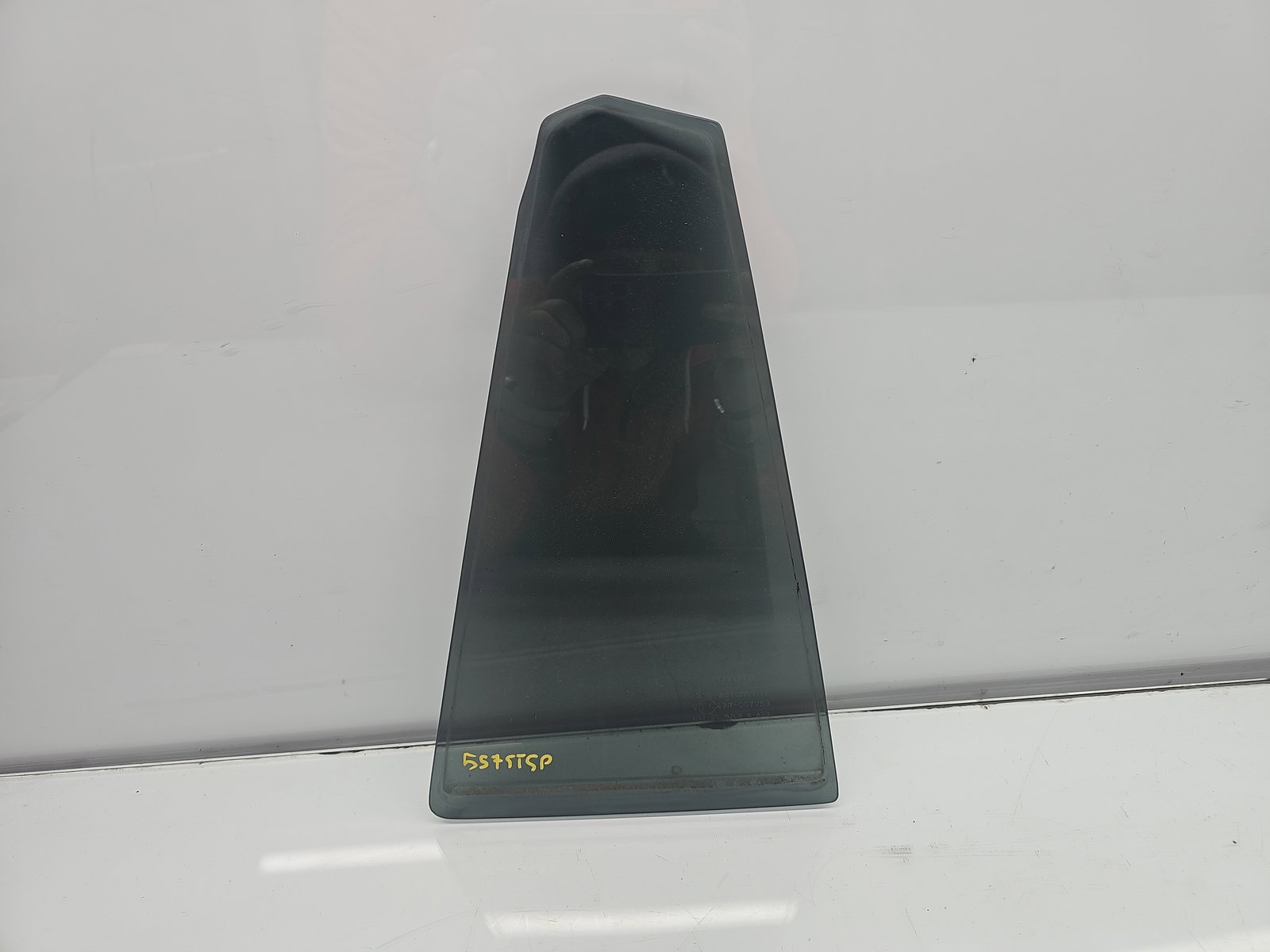 Geam fix usa stanga spate Toyota Rav 4 IV (ZSA4, ALA4) [Fabr 2013-2018] SUV OEM - imagine 3