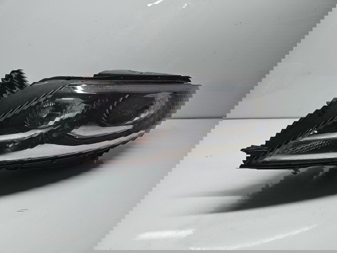 Far stanga Volkswagen Passat CC (358) [Fabr 2012-2016] Coupe 3C8941031B