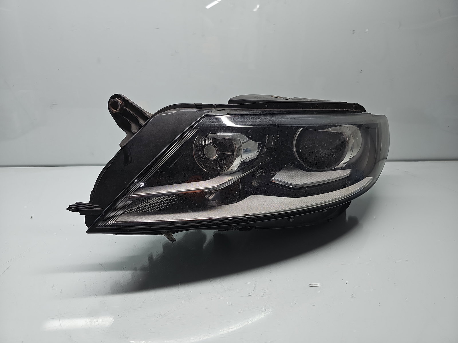 Far stanga Volkswagen Passat CC (358) [Fabr 2012-2016] Coupe 3C8941031B - imagine 1