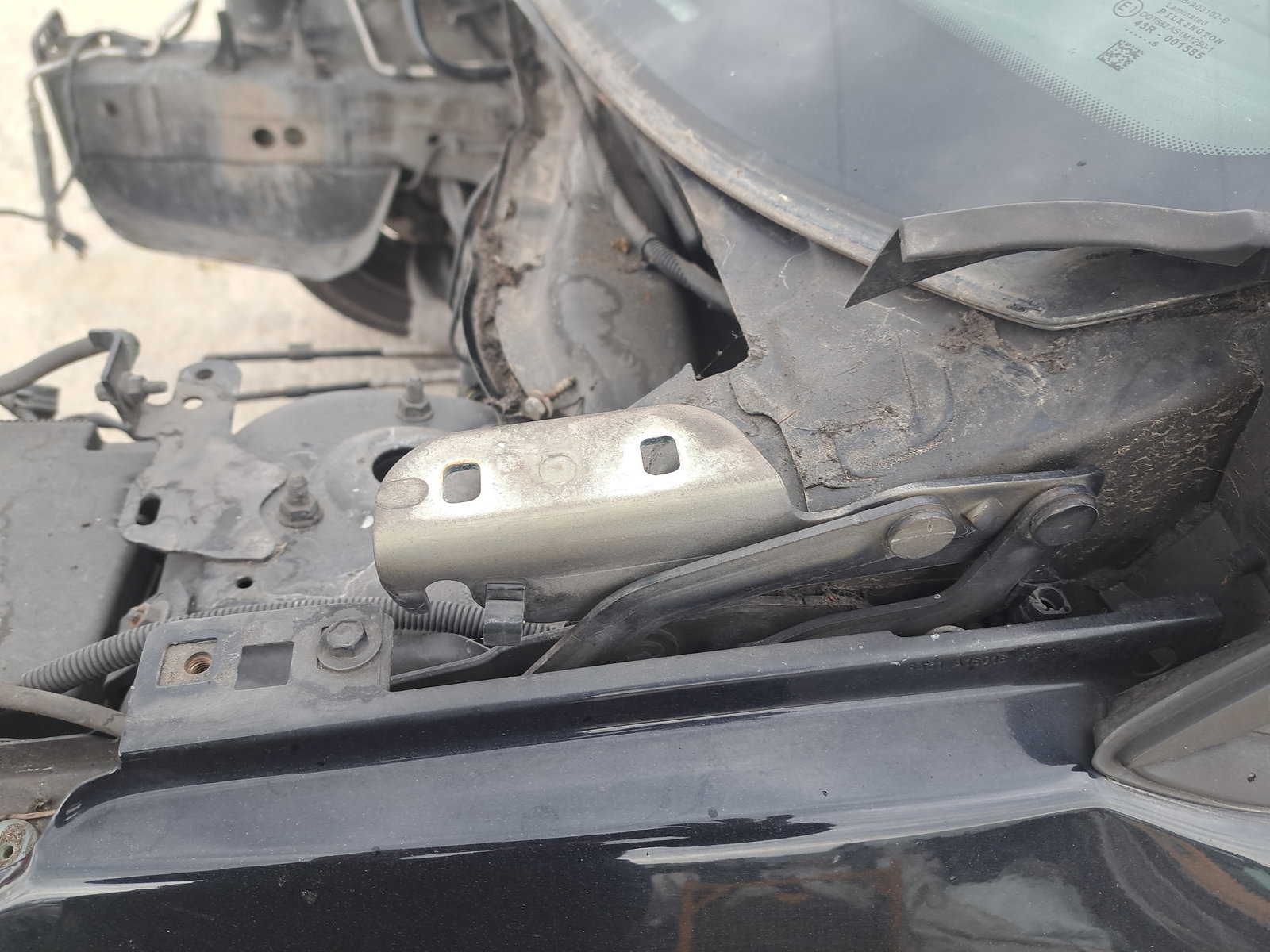 Balama capota stanga Ford Fiesta 6 [Fabr 2008-2019] OEM - imagine 2