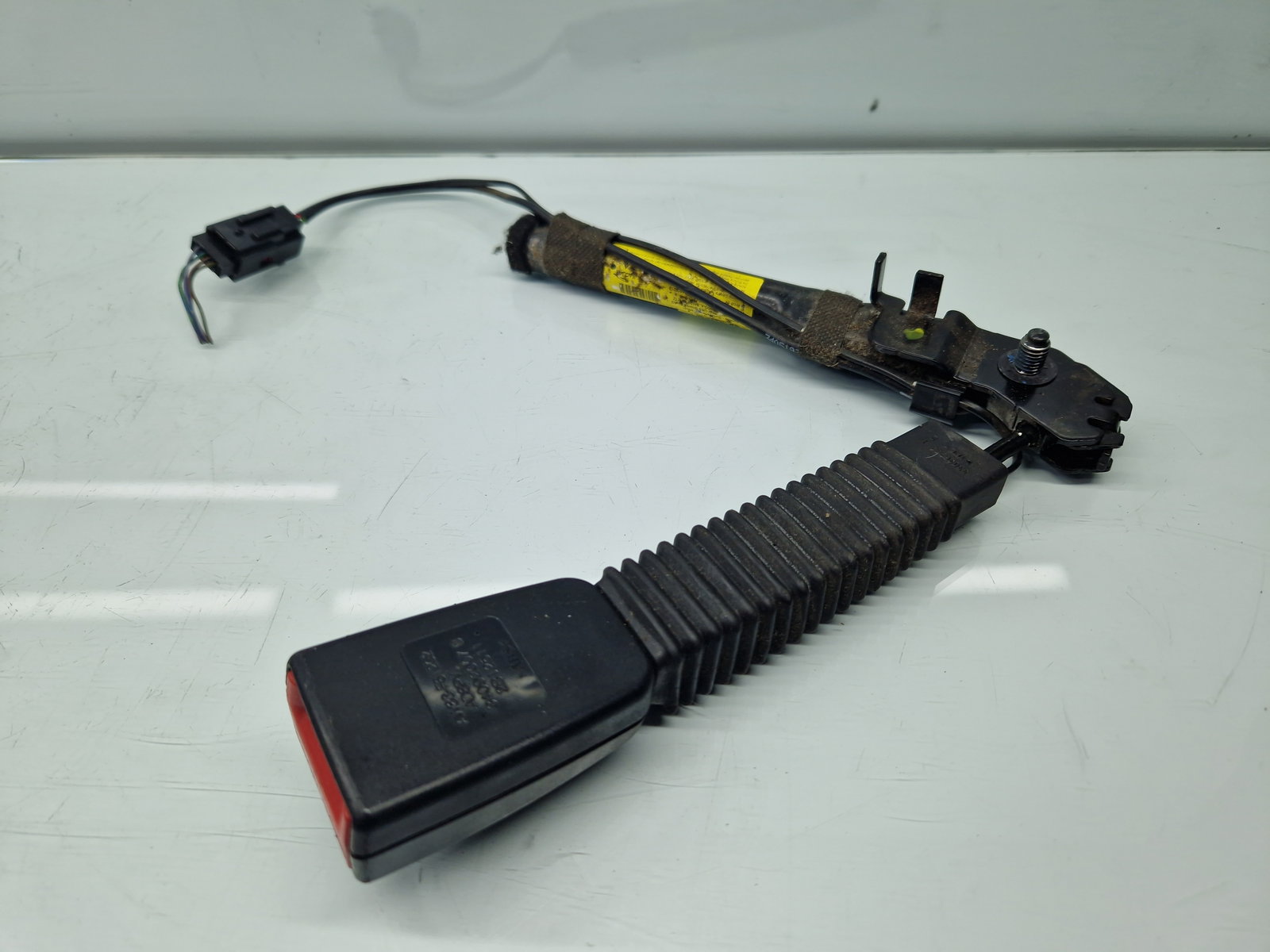 Capsa centura dreapta fata Jaguar XF (X250) [Fabr 2008-2015] Facelift AW83-F61202 - imagine 1