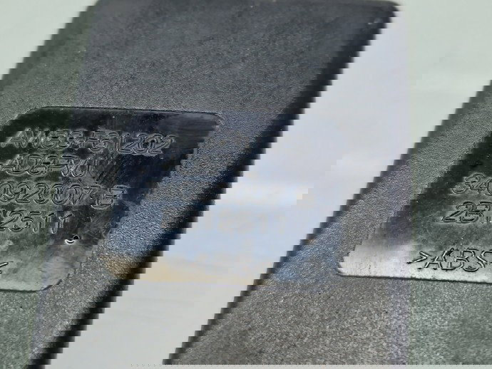 Capsa centura dreapta fata Jaguar XF (X250) [Fabr 2008-2015] Facelift AW83-F61202