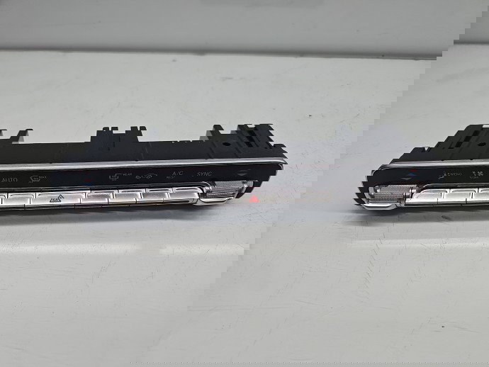 Panou comanda clima Mercedes Clasa A (W177) [Fabr 2019-2024] A2479056703