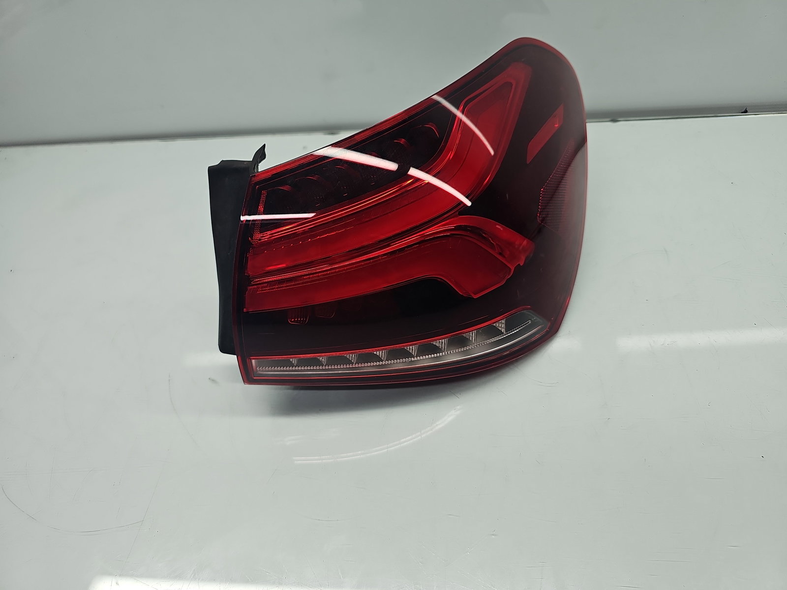 Stop aripa dreapta Mercedes Clasa A (W177) [Fabr 2019-2024] Berlina AMG OEM - imagine 1