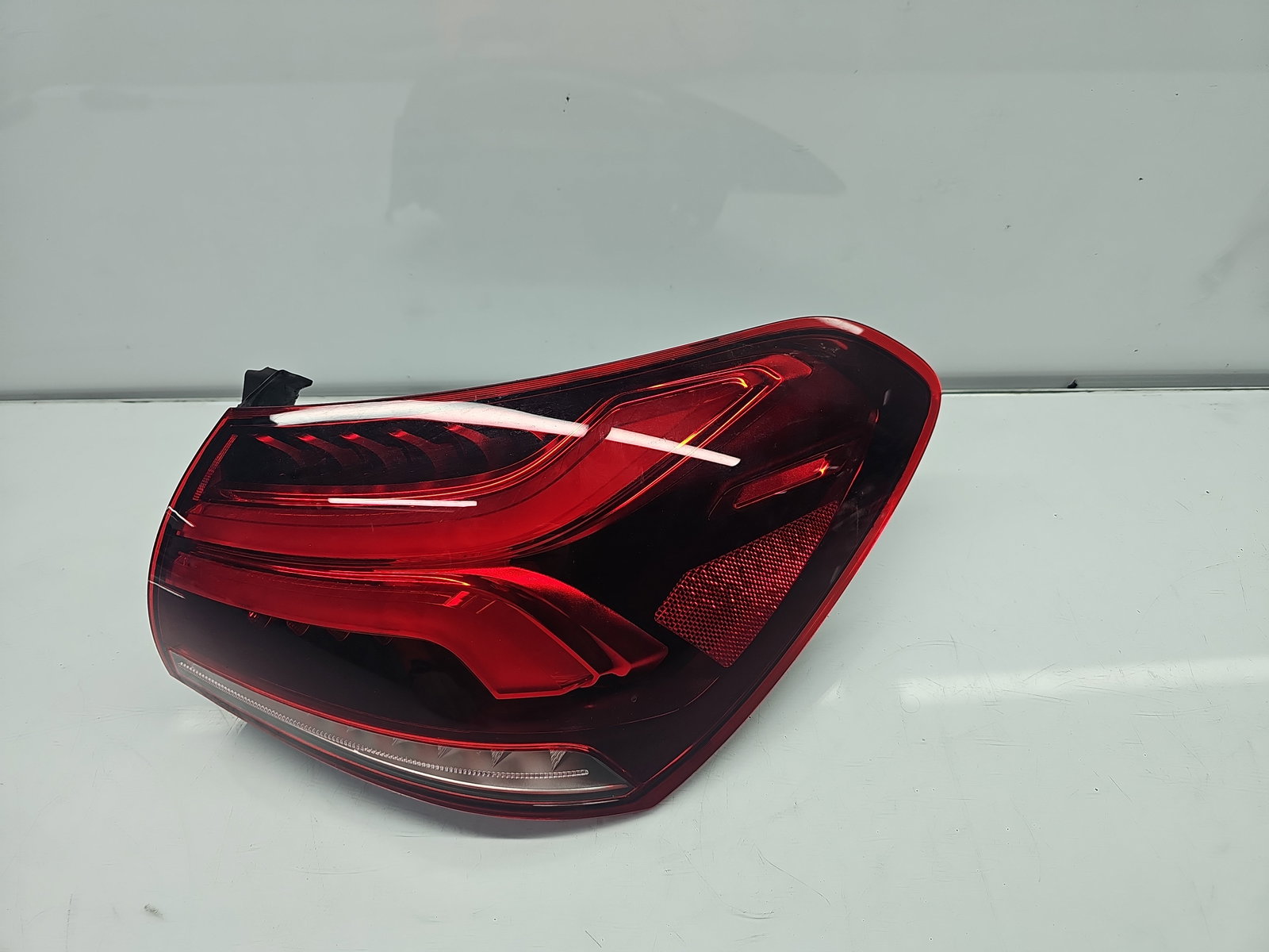 Stop aripa dreapta Mercedes Clasa A (W177) [Fabr 2019-2024] Berlina AMG OEM - imagine 2