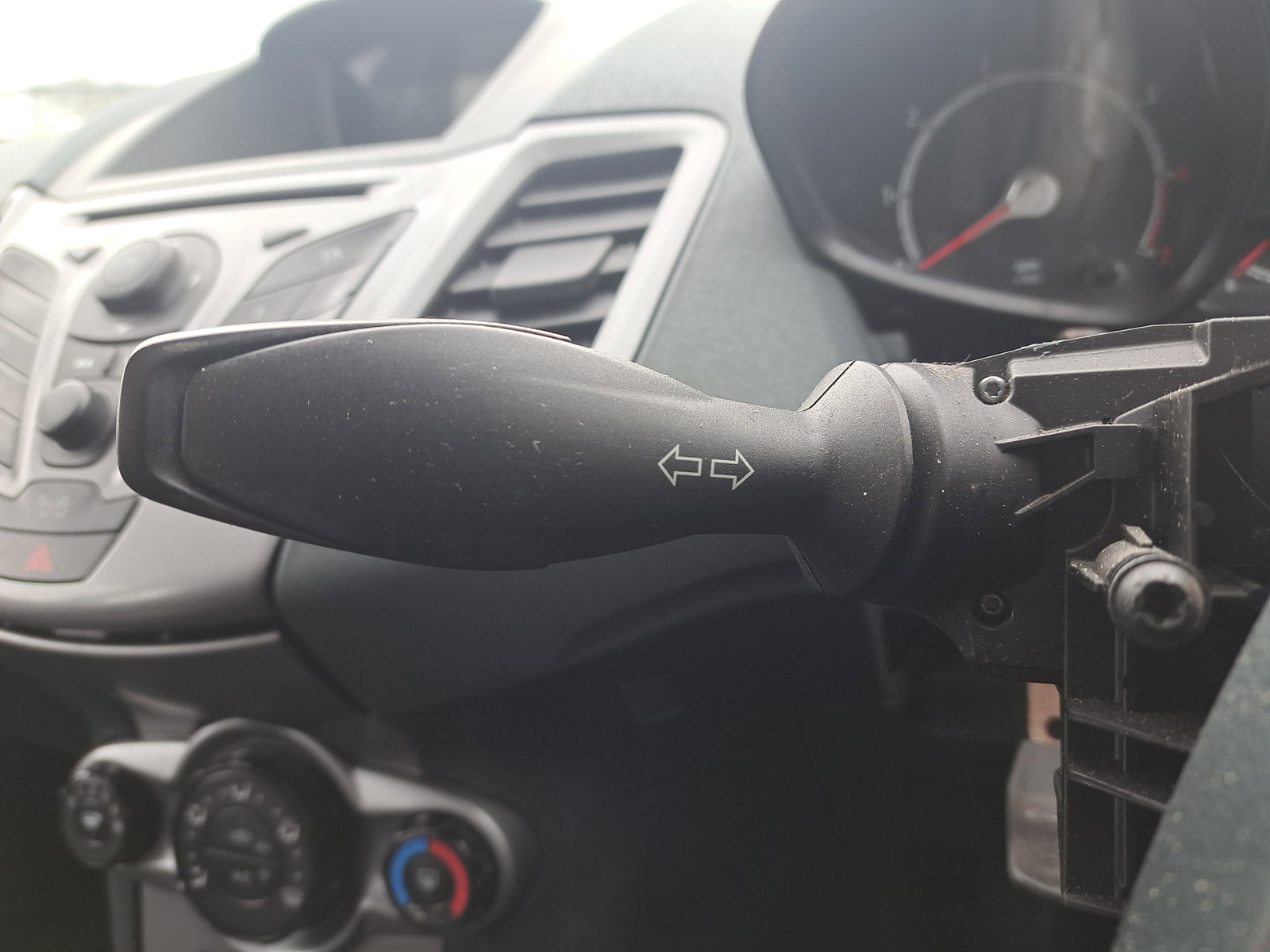 Maneta semnalizare Ford Fiesta 6 [Fabr 2008-2019] OEM