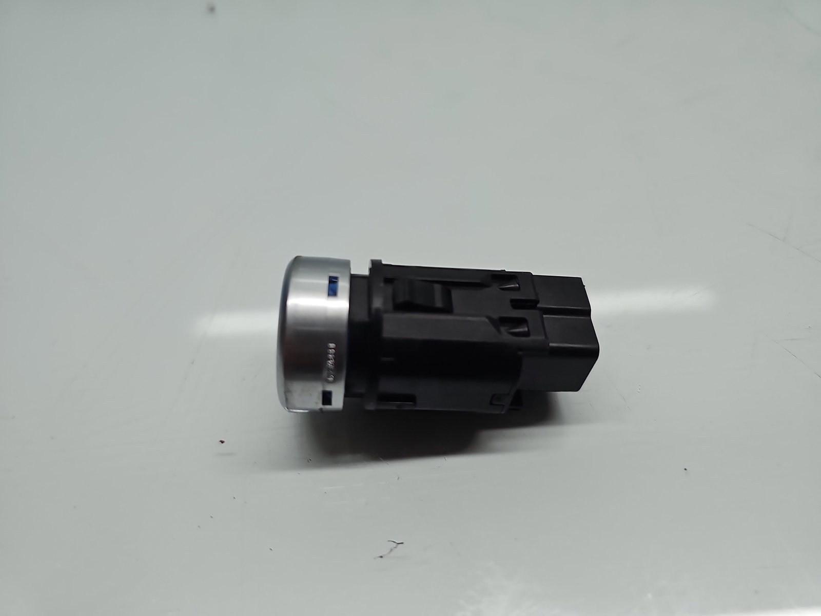 Buton START/STOP Ford Kuga II [Fabr 2012-prezent] OEM - imagine 2