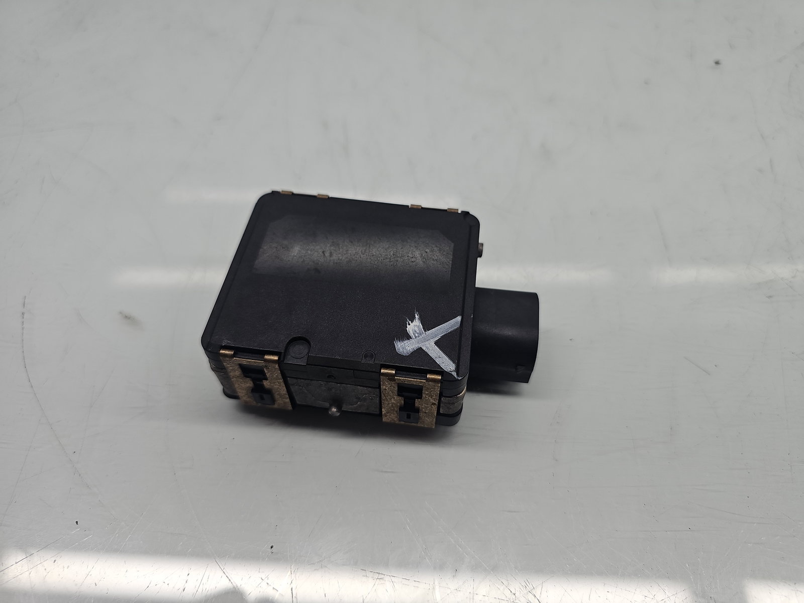 Senzor radar distronic Mercedes Clasa A (W177) [Fabr 2019-2024] A0009053011 - imagine 1