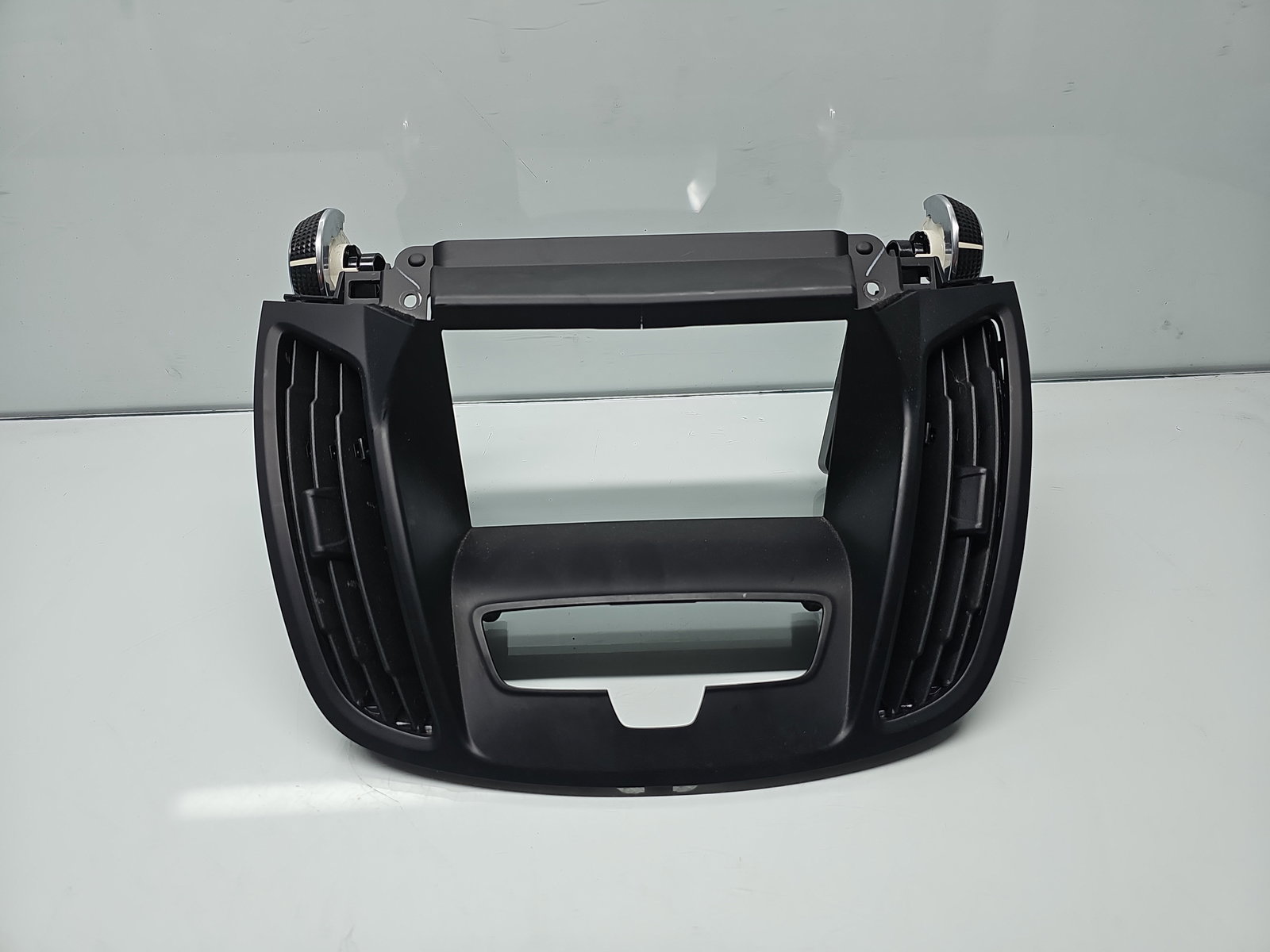 Grila aerisire centrala Ford Kuga II [Fabr 2012-prezent] GV41-18835-BEW - imagine 1