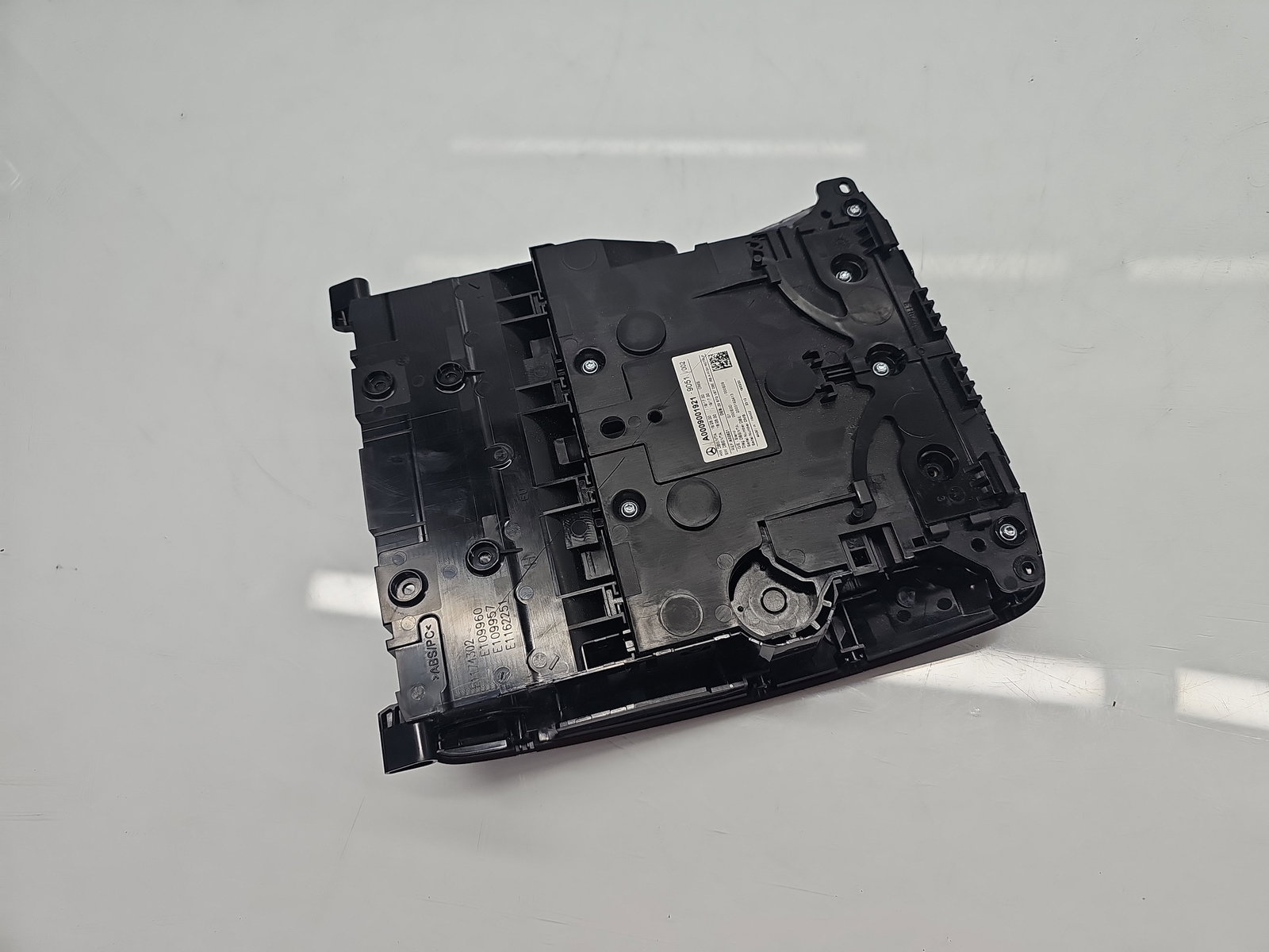 Plafoniera fata Mercedes Clasa A (W177) [Fabr 2019-2024] Berlina AMG A0009001921 - imagine 4