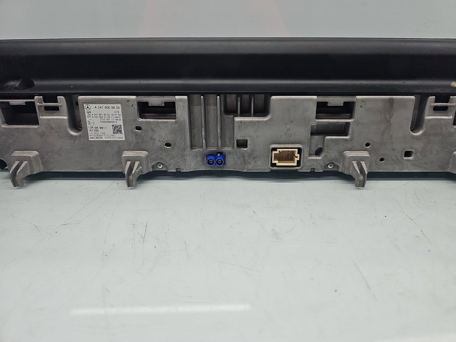 Ceas bord Mercedes Clasa A (W177) [Fabr 2019-2024] A2479008605 - imagine 5