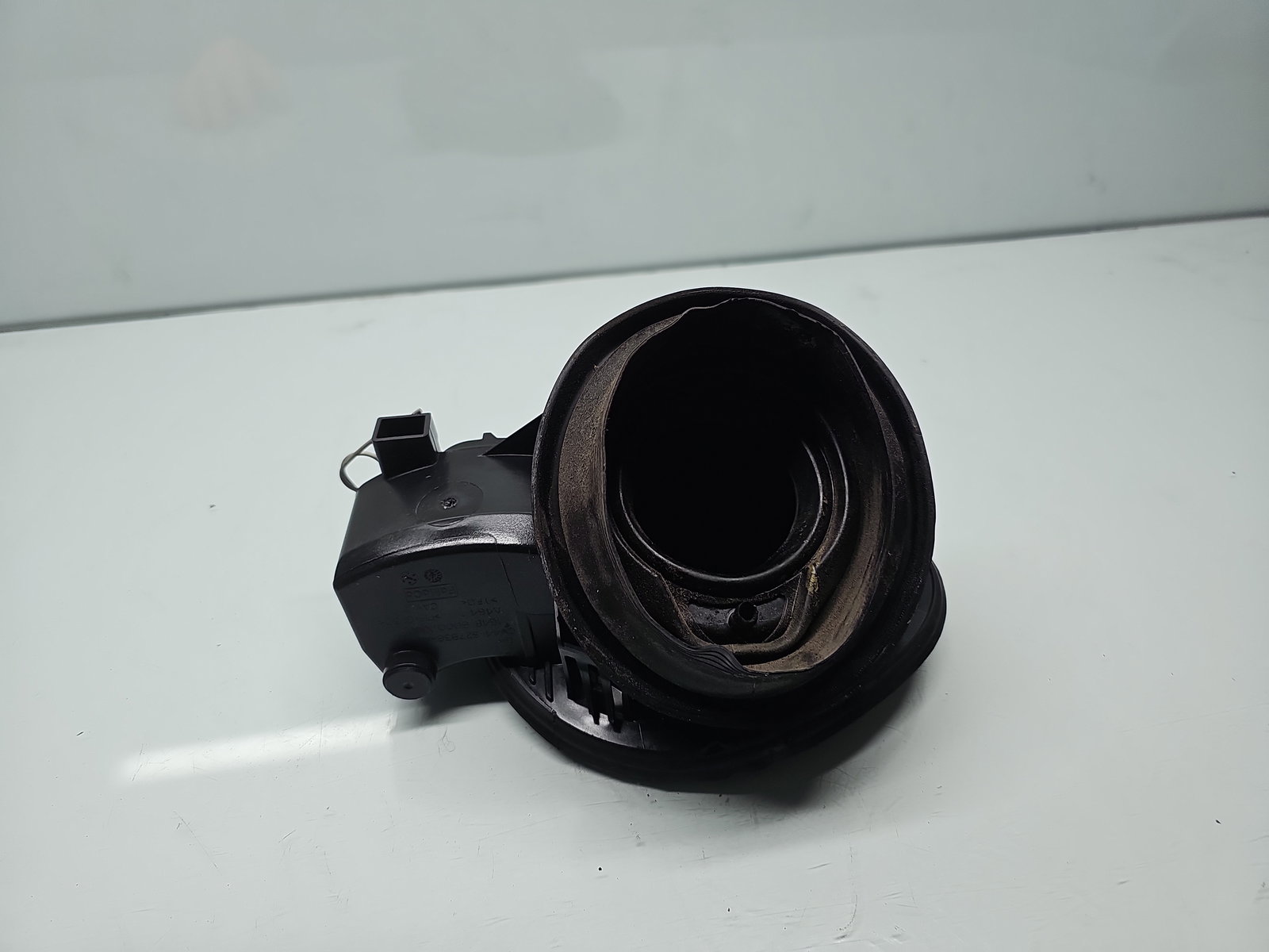 Capac rezervor Ford Kuga II [Fabr 2012-prezent] SUV Facelift CV44-S27936-AD - imagine 4