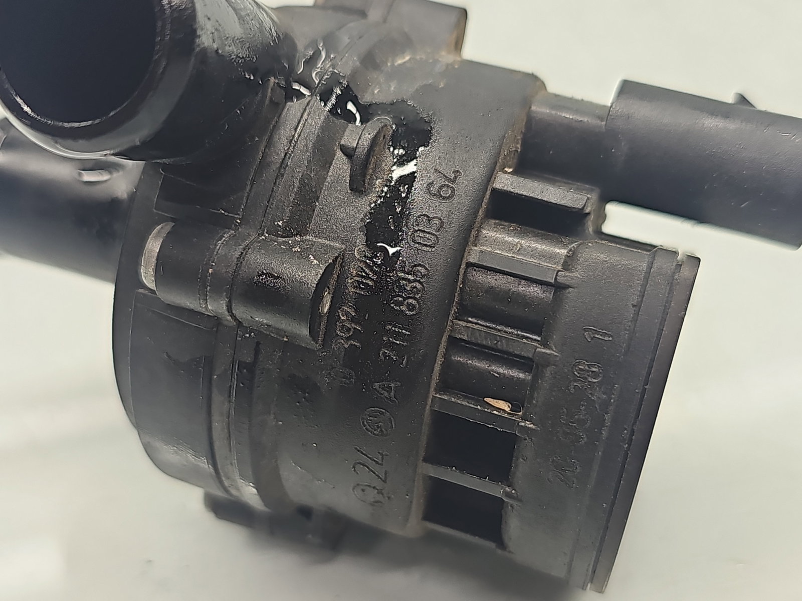 Pompa recirculare apa Mercedes Clasa A (W177) [Fabr 2019-2024] A2118350364 1.4 Benz 282914 120KW / 163CP - imagine 4