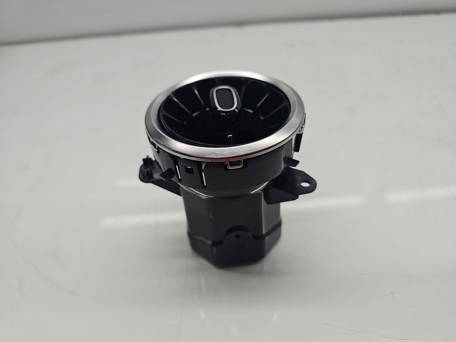 Grila aerisire centrala Mercedes Clasa A (W177) [Fabr 2019-2024] A17783063007 - imagine 2