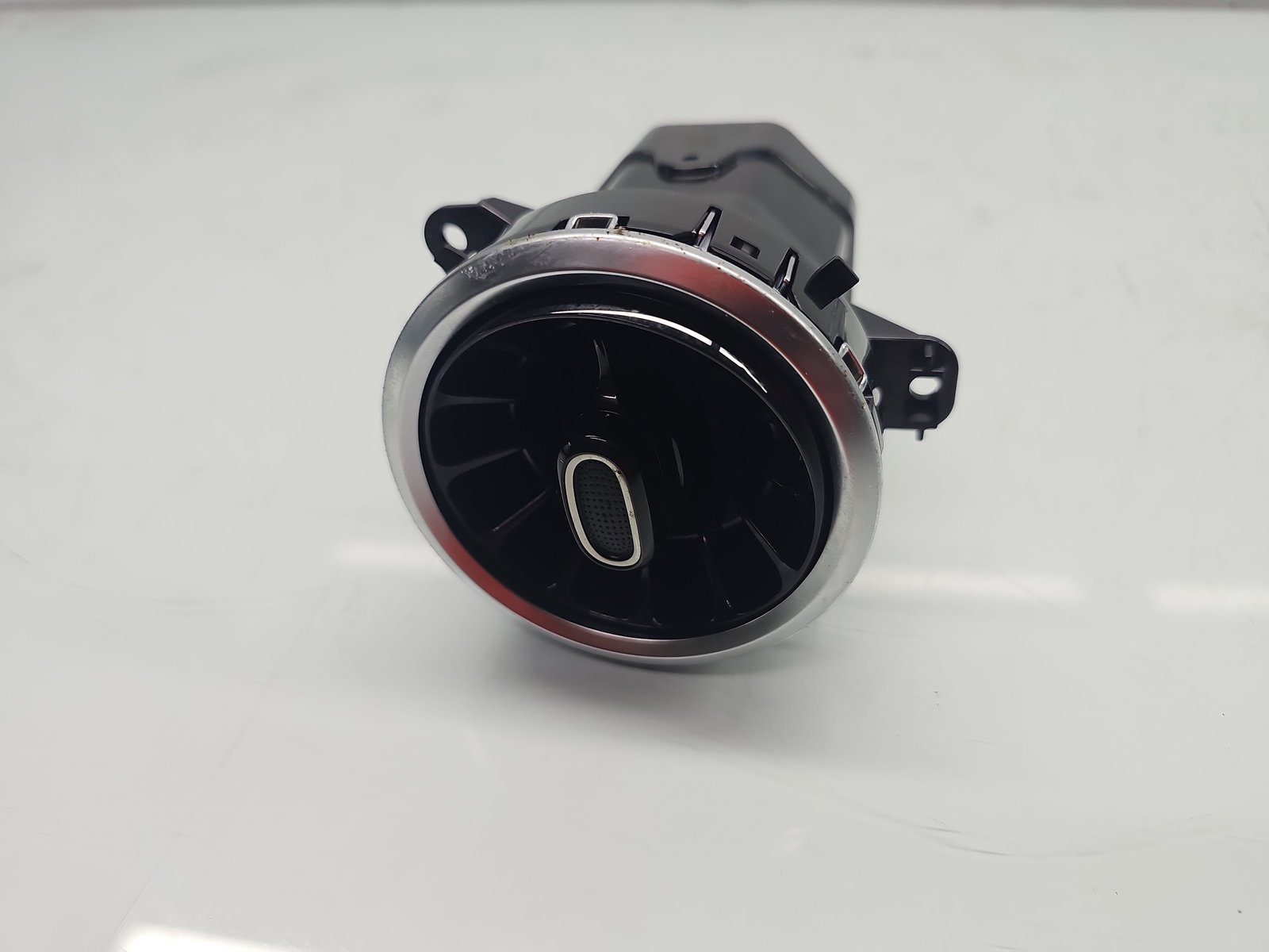 Grila aerisire centrala Mercedes Clasa A (W177) [Fabr 2019-2024] A17783063007 - imagine 4