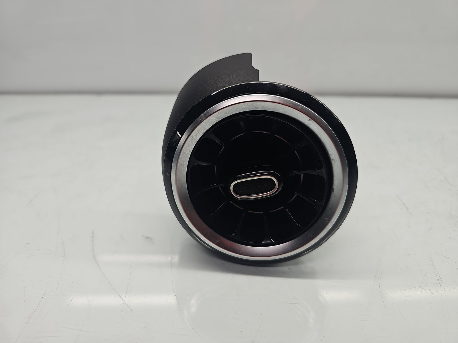 Grila aerisire stanga Mercedes Clasa A (W177) [Fabr 2019-2024] A17783083007 - imagine 1