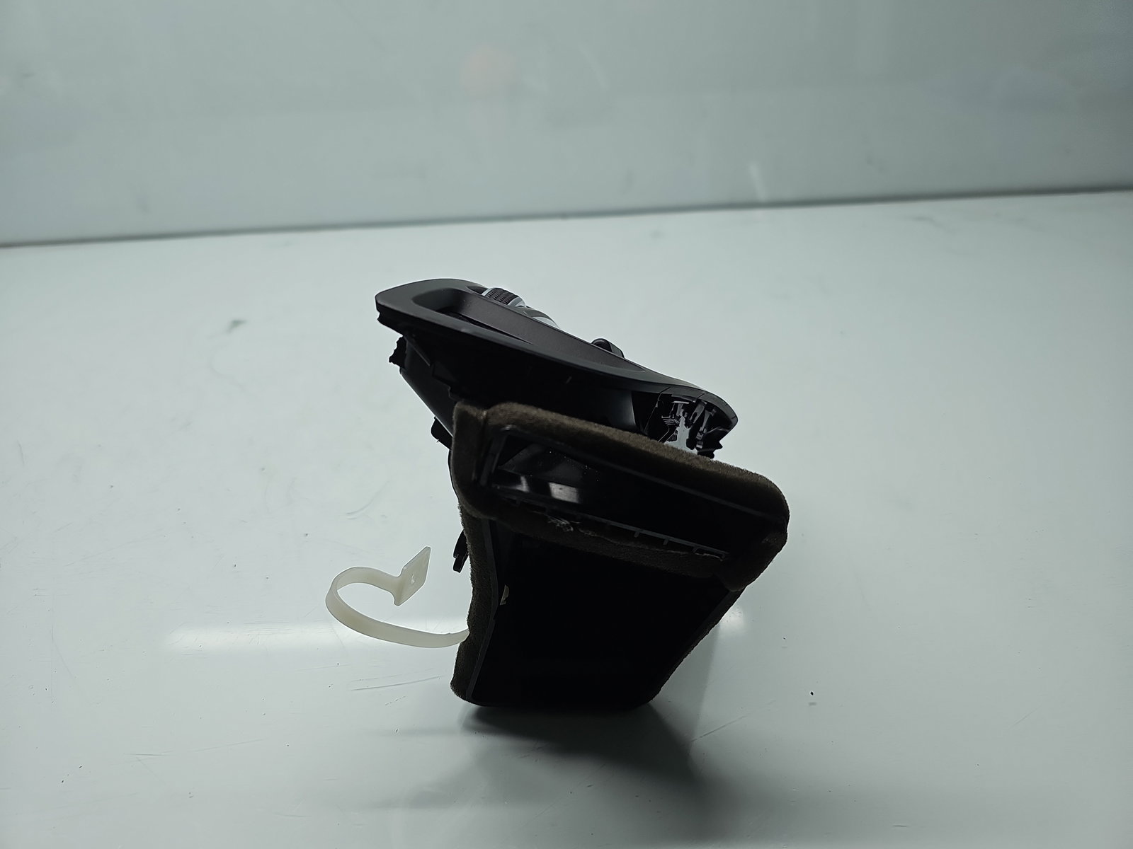 Grila aerisire dreapta Ford Kuga II [Fabr 2012-prezent] F1CB-RO18B08-ABW - imagine 3