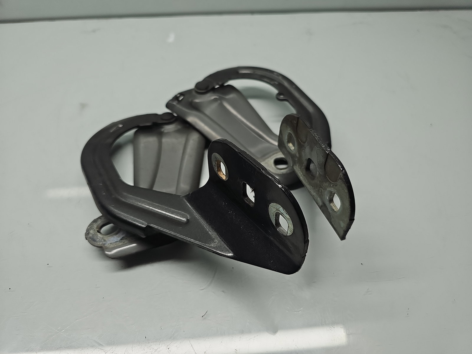 Set balamale capota Ford Kuga II [Fabr 2012-prezent] SUV Facelift BM51-A16801-AD/BM51-A16800-AD - imagine 1