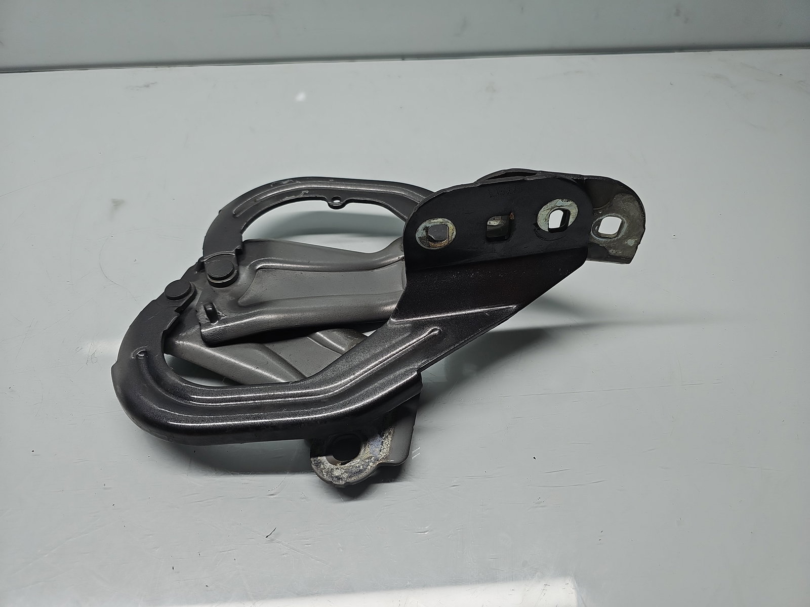 Set balamale capota Ford Kuga II [Fabr 2012-prezent] SUV Facelift BM51-A16801-AD/BM51-A16800-AD - imagine 2