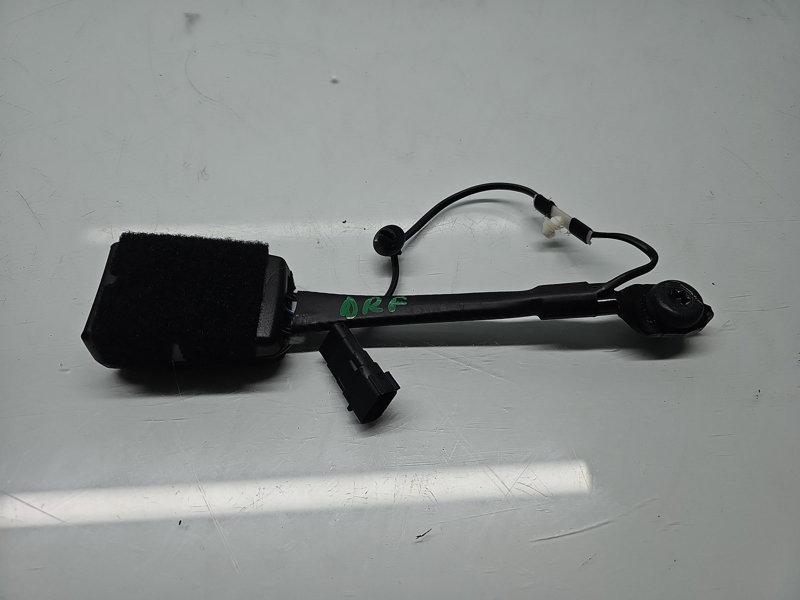 Capsa centura dreapta fata Ford Kuga II [Fabr 2012-prezent] CV44-61208-BD - imagine 1