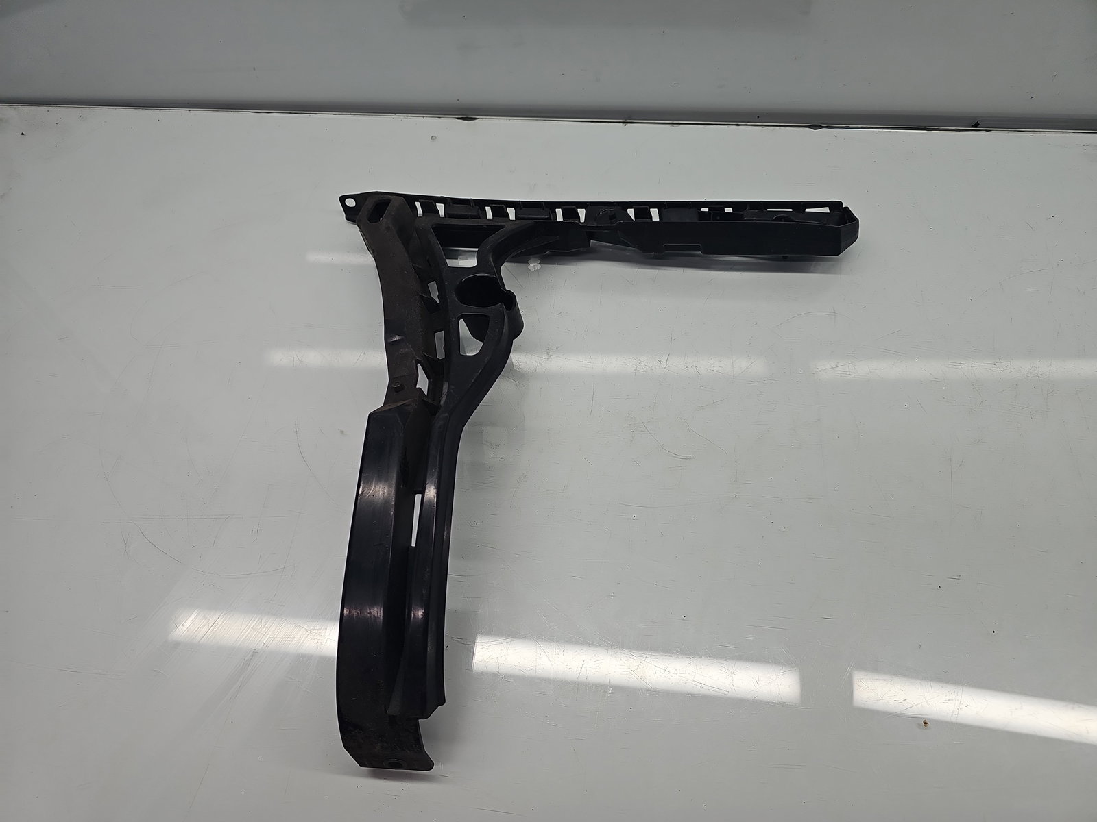 Suport bara stanga spate Mercedes Clasa A (W177) [Fabr 2019-2024] Berlina AMG A1778850900 - imagine 1