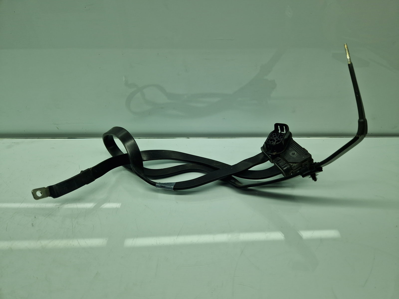 Borna baterie (-) Mercedes Clasa A (W177) [Fabr 2019-2024] A1775407932 - imagine 2