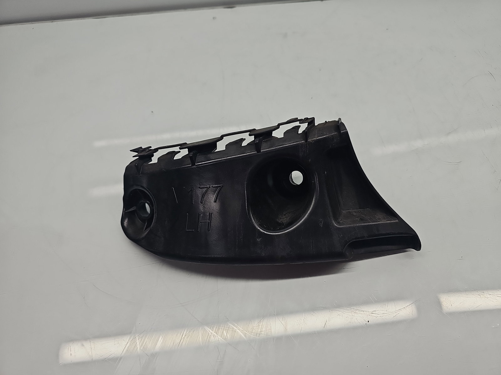 Suport bara stanga spate Mercedes Clasa A (W177) [Fabr 2019-2024] Berlina AMG A1778853502 - imagine 1