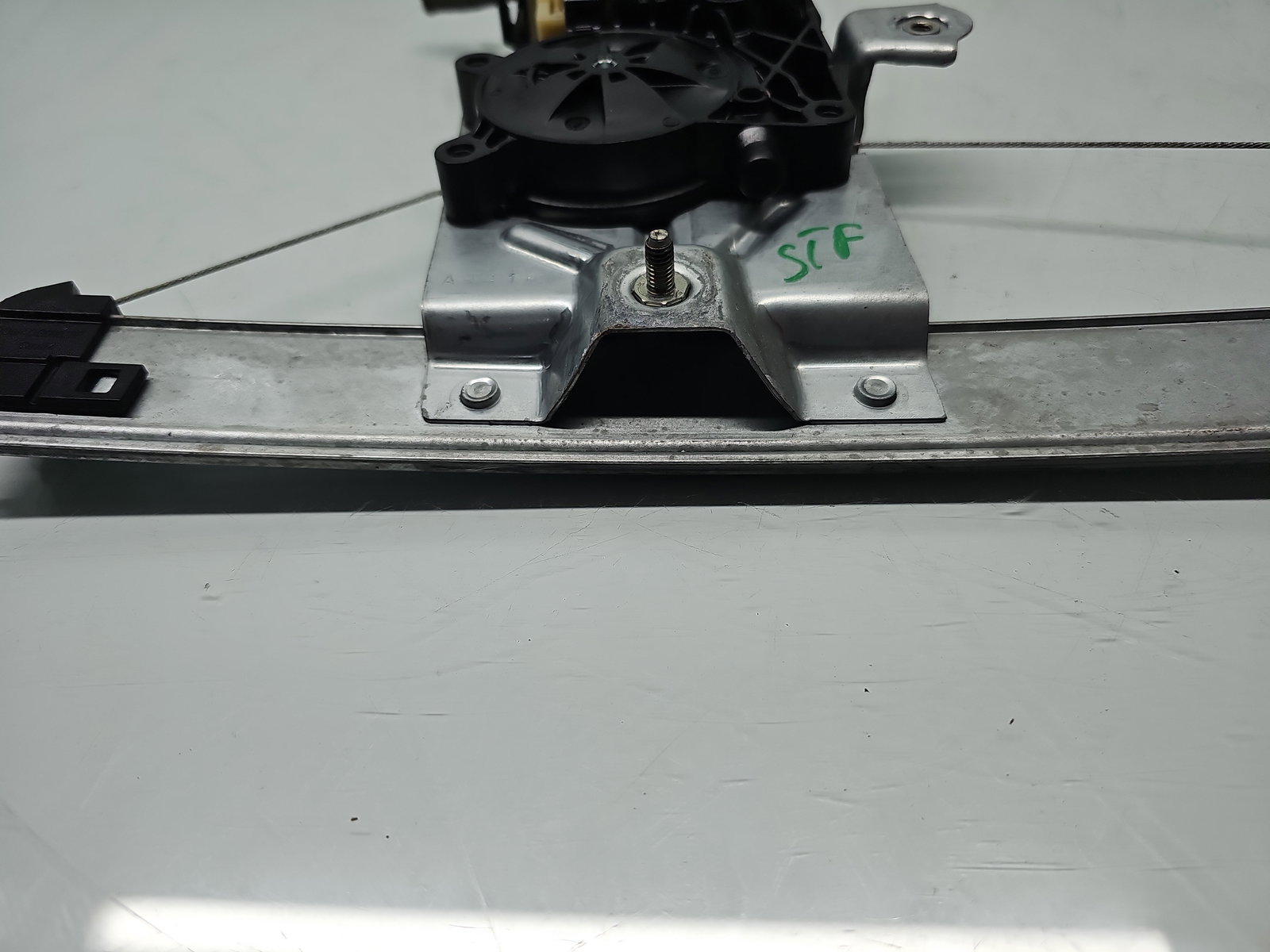 Macara electrica geam stanga fata Ford Kuga II [Fabr 2012-prezent] SUV Facelift OEM - imagine 4