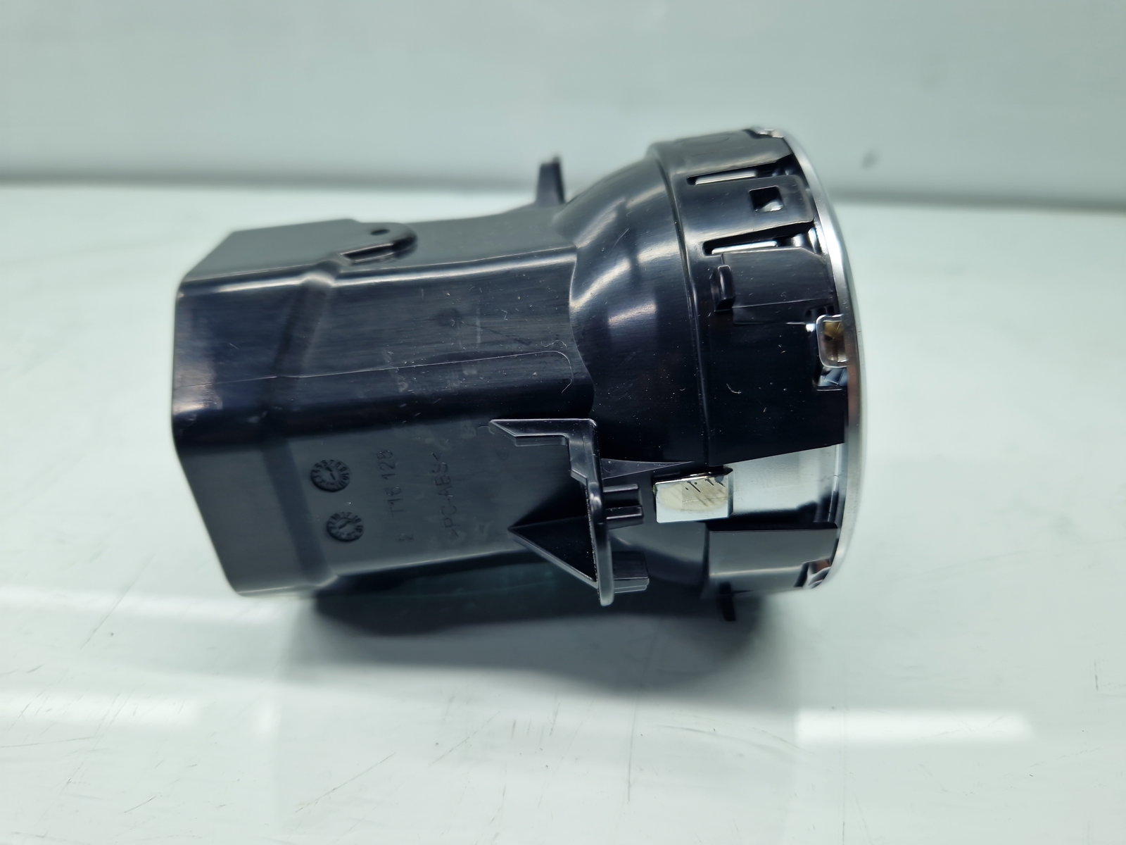 Grila aerisire centrala Mercedes Clasa A (W177) [Fabr 2019-2024] A17783063007 - imagine 4