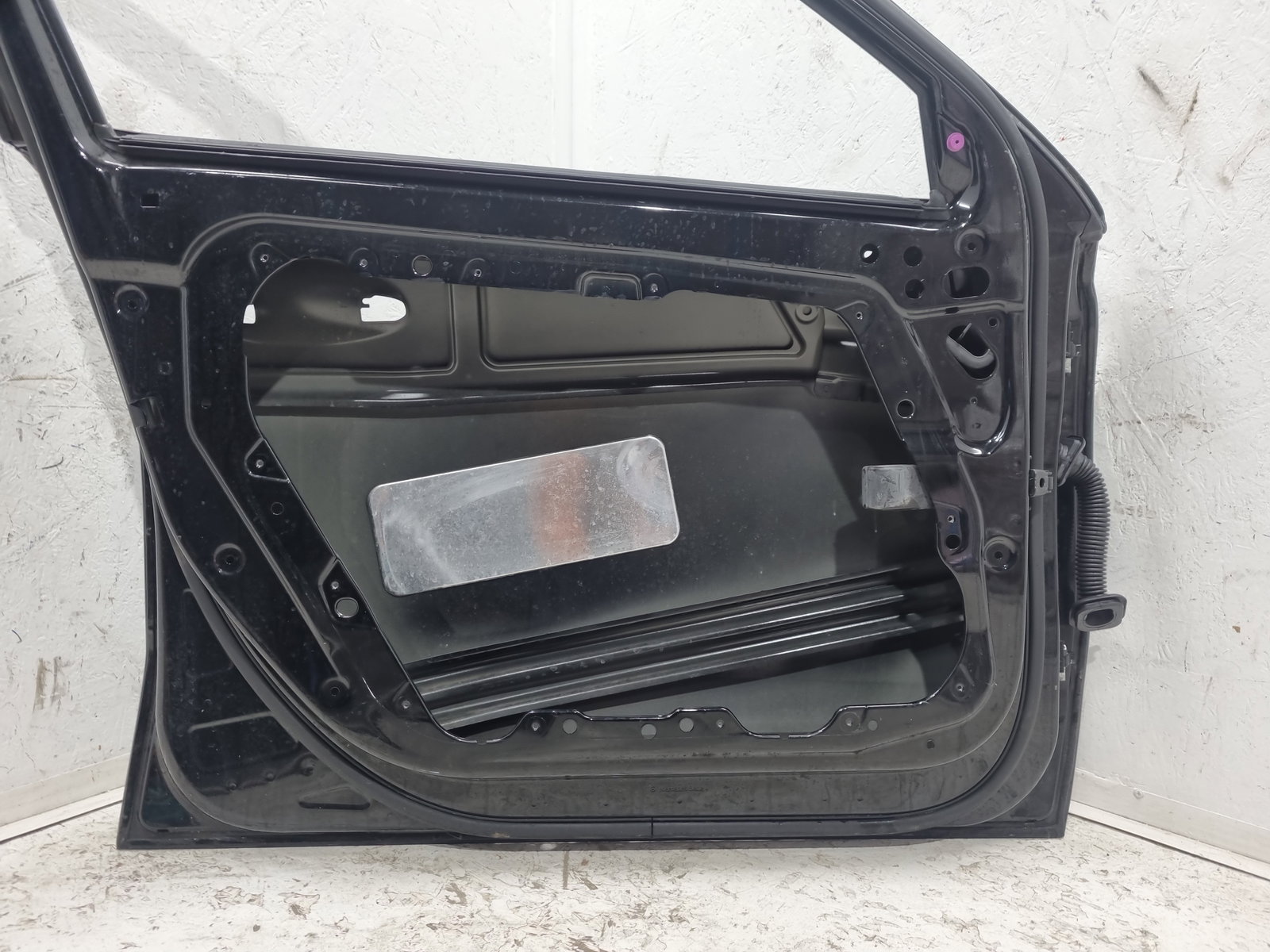 Usa stanga fata Mercedes Clasa A (W177) [Fabr 2019-2024] Berlina AMG 191U Negru Cosmos - imagine 2