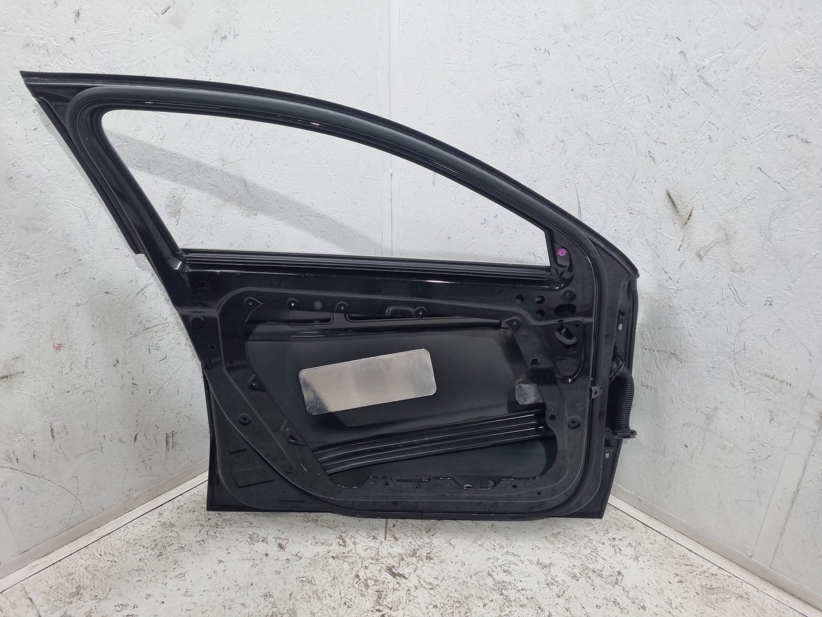 Usa stanga fata Mercedes Clasa A (W177) [Fabr 2019-2024] Berlina AMG 191U Negru Cosmos - imagine 3