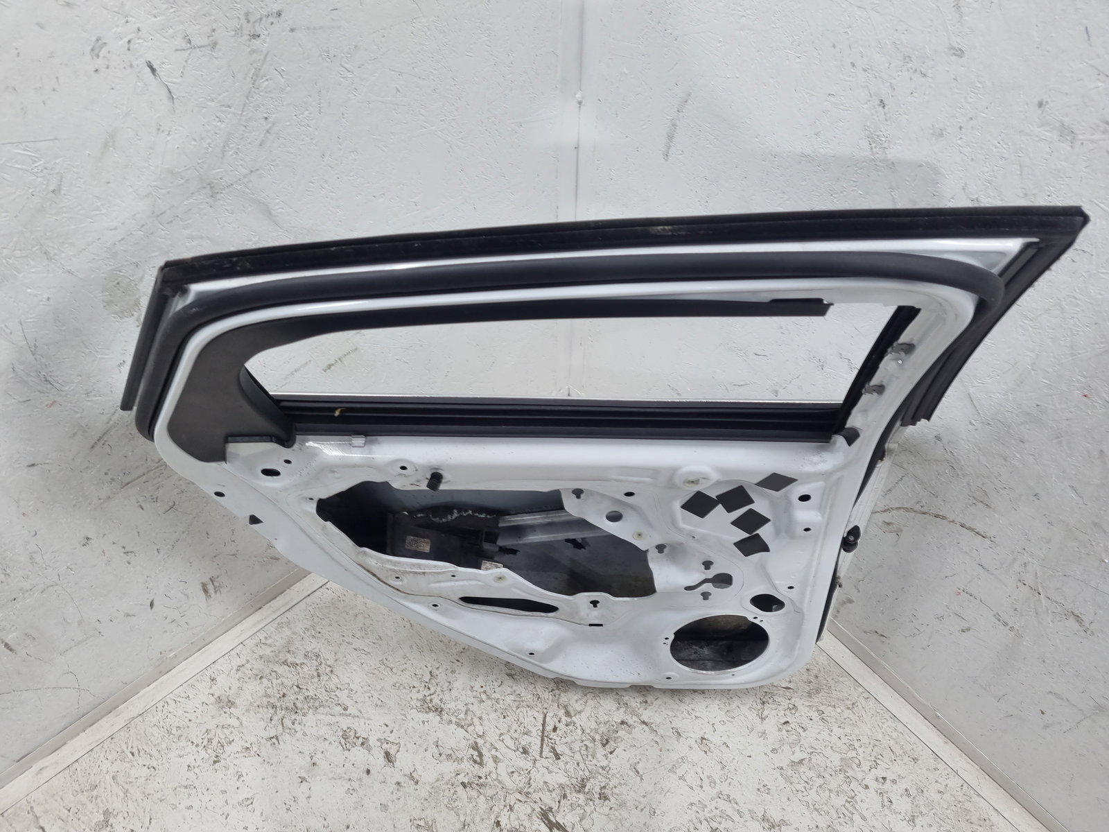 Usa stanga spate Ford Focus 3 [Fabr 2010-2018] Frozen White - imagine 11