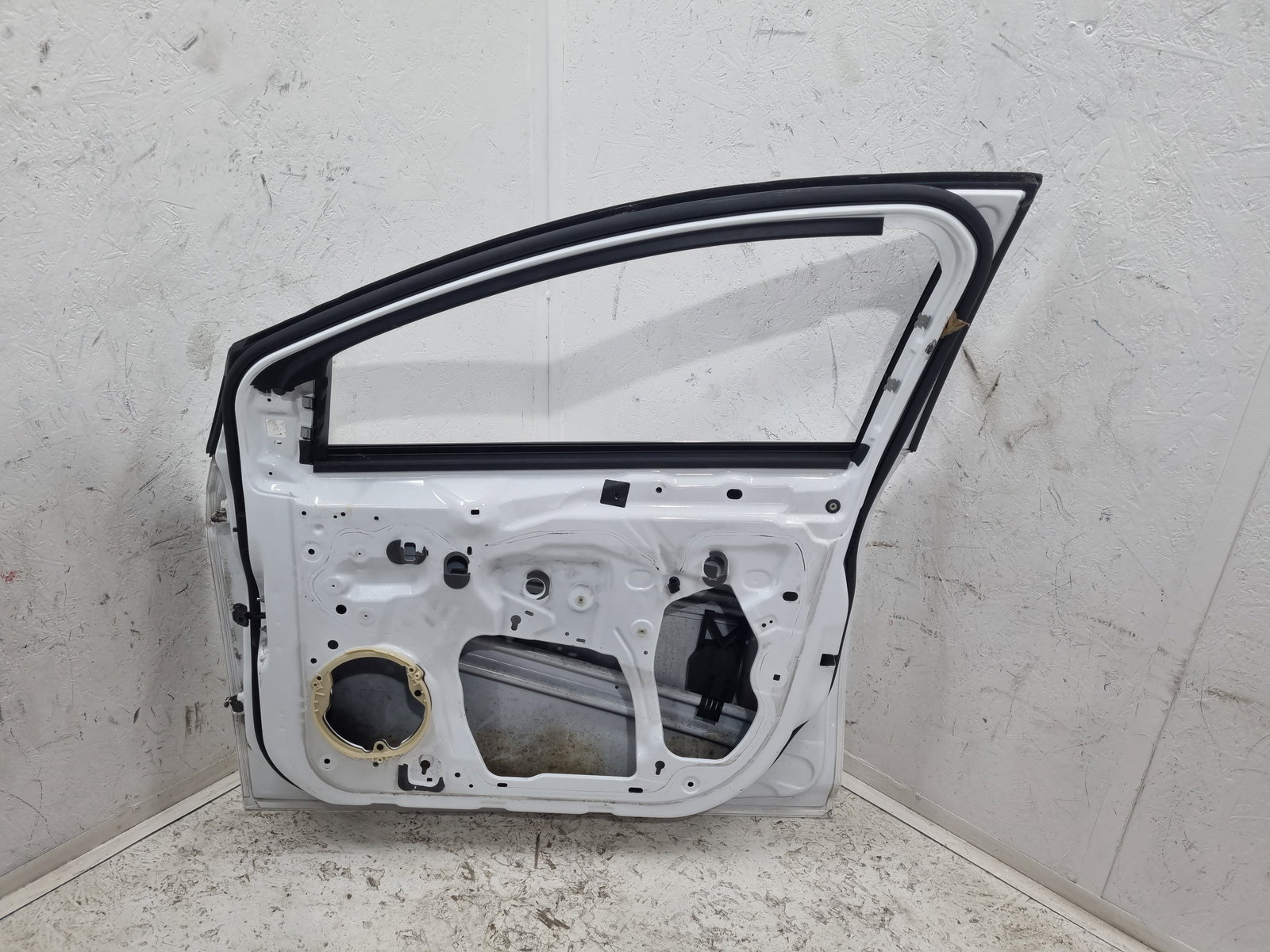 Usa dreapta fata Ford Focus 3 [Fabr 2010-2018] Frozen White - imagine 3