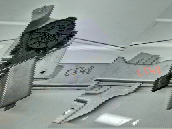 Macara electrica geam dreapta fata Dacia Duster [Fabr 2010-2017] SUV Facelift 8200733828E