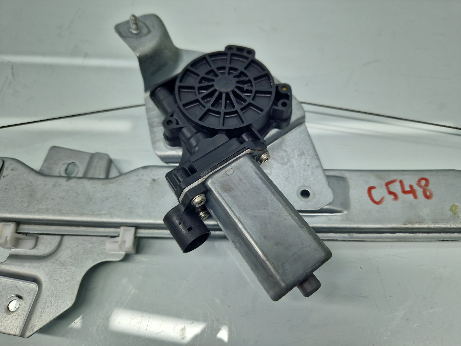 Macara electrica geam dreapta fata Dacia Duster [Fabr 2010-2017] SUV Facelift 8200733828E - imagine 2