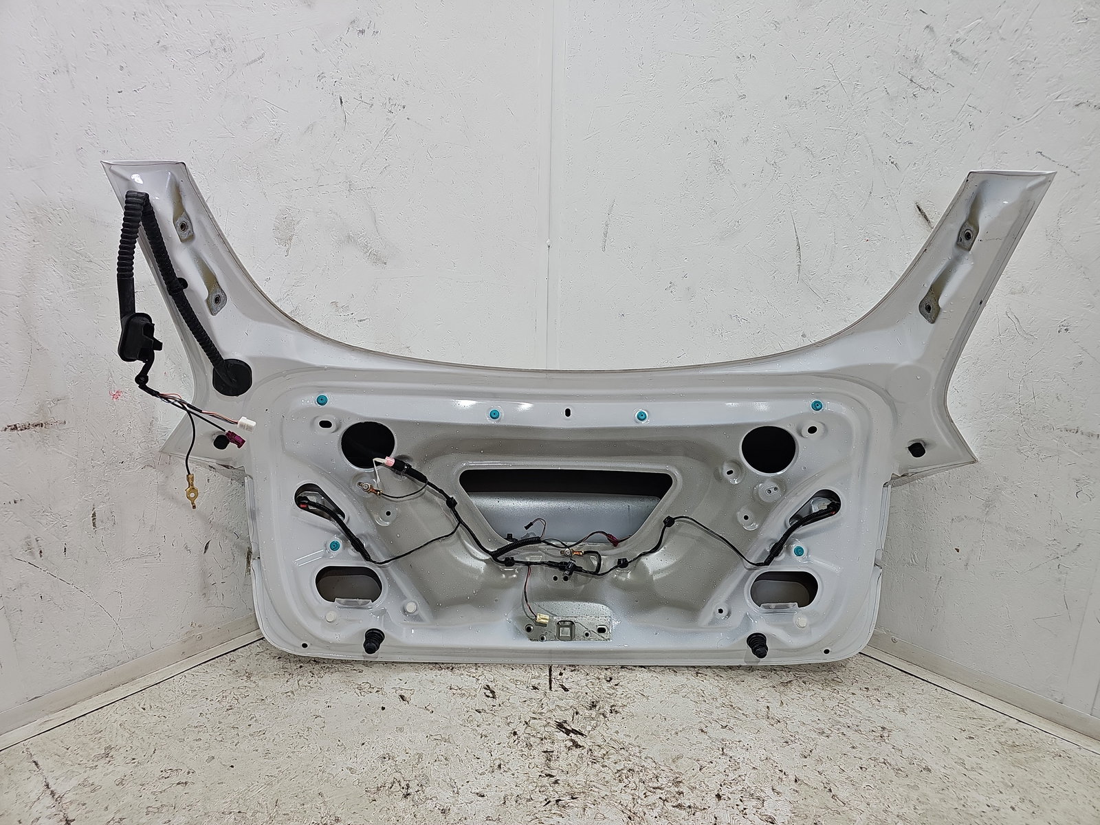 Capota portbagaj TESLA Model 3 [Fabr 2020-2025] Pearl White - imagine 8