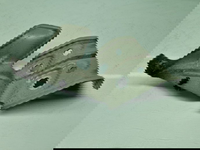 Suport aripa stanga fata Mercedes Clasa A (W177) [Fabr 2019-2024] A1778810100