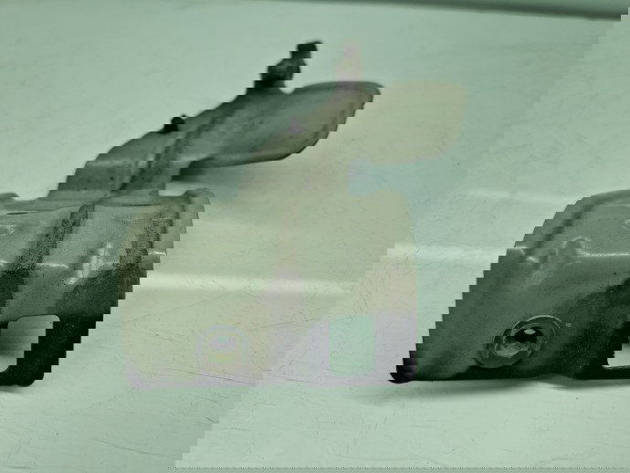 Suport aripa stanga fata Mercedes Clasa A (W177) [Fabr 2019-2024] A1778810100