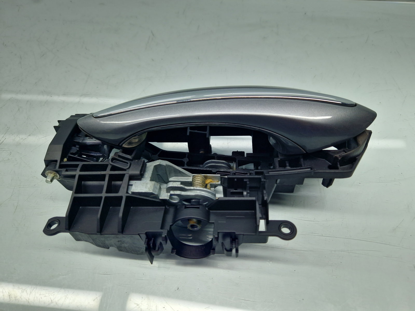 Maner usa stanga fata Bmw 5 (F10) [Fabr 2011-2016] Berlina Facelift A52 Spacegrau Metalc - imagine 5