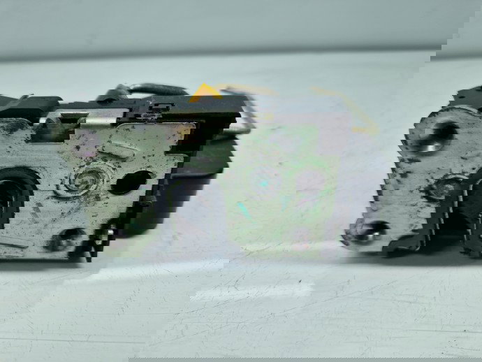 Broasca usa stanga spate Dacia Duster [Fabr 2010-2017] SUV Facelift 825036721R