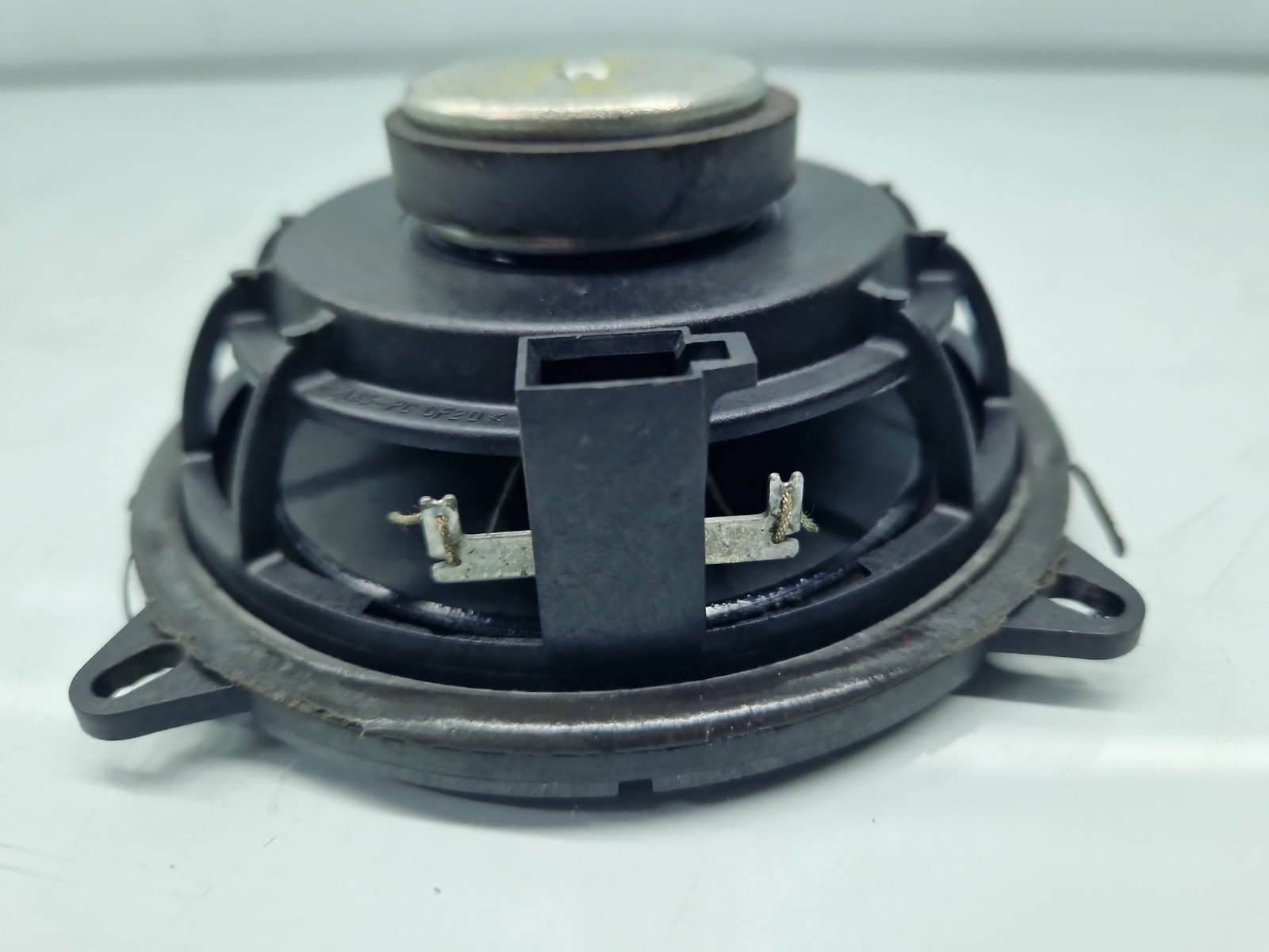 Boxa stanga spate Dacia Duster [Fabr 2010-2017] OEM - imagine 4