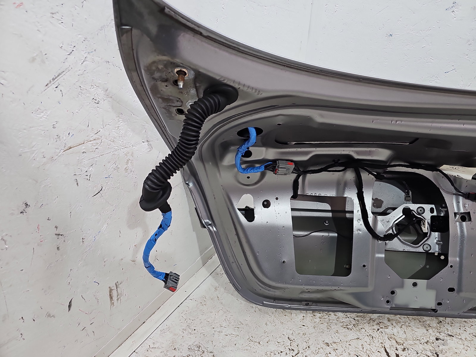 Capota portbagaj Jaguar XF (X250) [Fabr 2008-2015] Facelift Lunar Grey - imagine 8