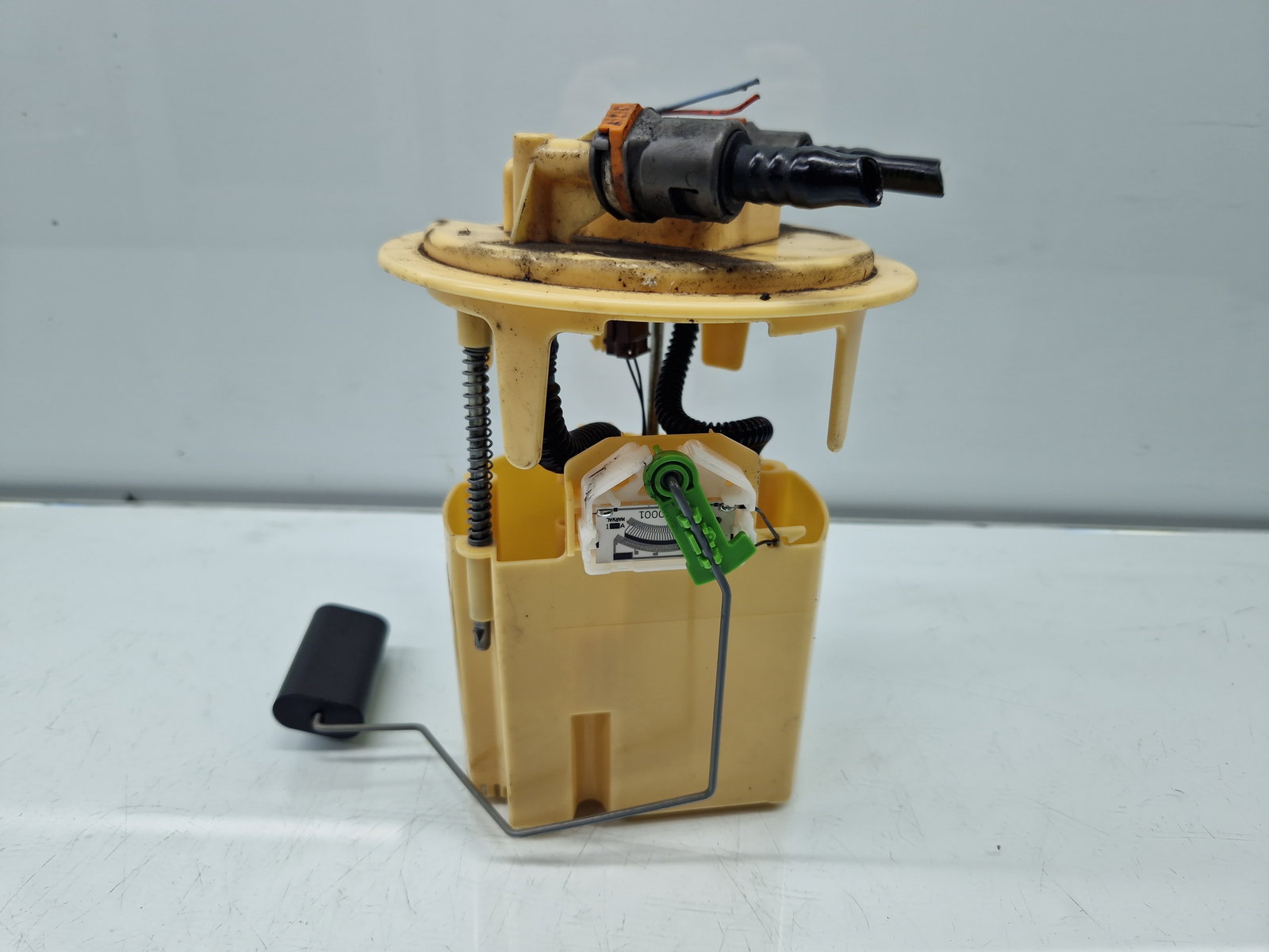 Pompa combustibil PEUGEOT 308 (II) [Fabr 2013-2020] OEM 1.6 HDi 9HP 68KW / 92CP - imagine 1