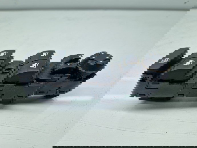 Butoane comanda geamuri sofer PEUGEOT 308 (II) [Fabr 2013-2020] 96788281ZD-03