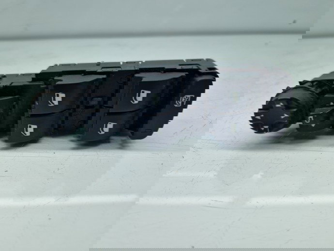 Butoane comanda geamuri sofer PEUGEOT 308 (II) [Fabr 2013-2020] 96788281ZD-03