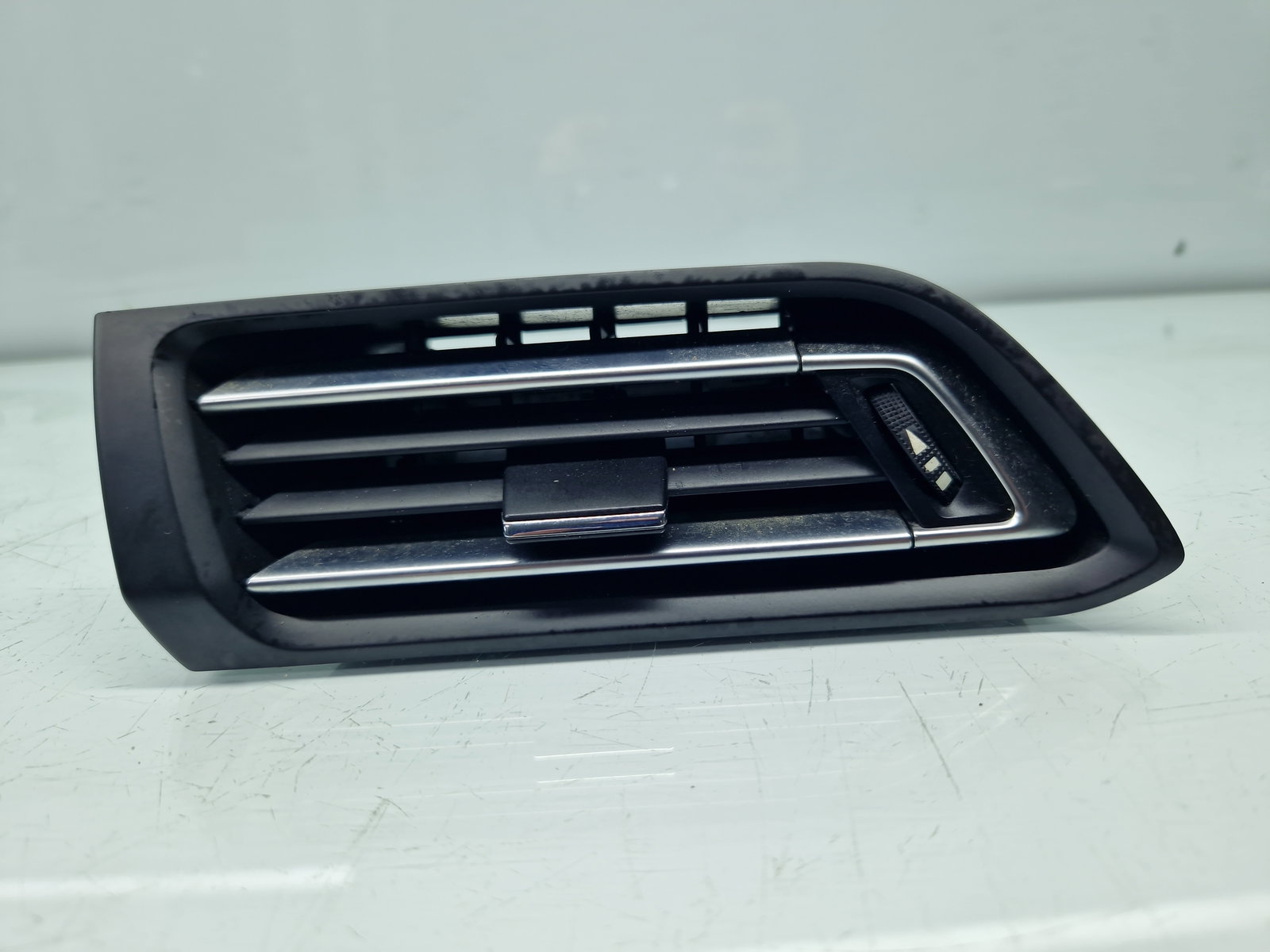 Grila aerisire stanga PEUGEOT 308 (II) [Fabr 2013-2020] 96778765 - imagine 1