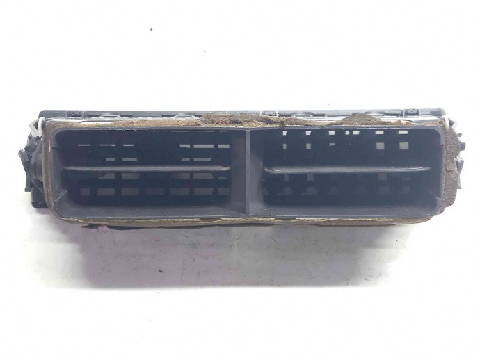 Grila aerisire centrala 8E0820951H Audi A4 (8EC, B7) [Fabr 2004-2008] 2.0 BLB