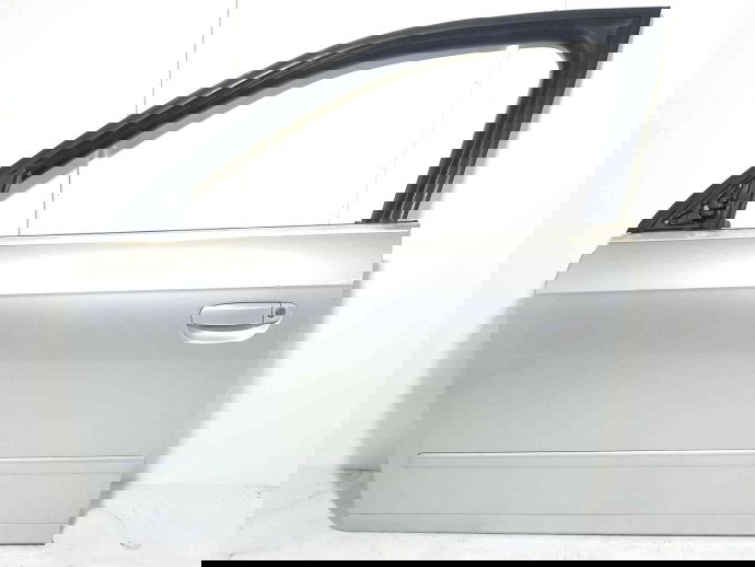 Usa stanga fata LY7W Audi A4 (8EC, B7) [Fabr 2004-2008] 2.0 BLB