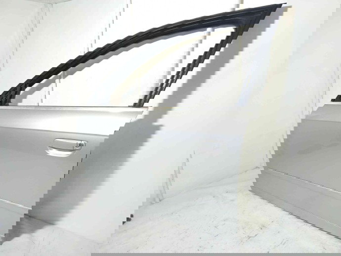 Usa stanga fata LY7W Audi A4 (8EC, B7) [Fabr 2004-2008] 2.0 BLB