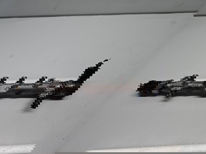 Rampa injectoare Skoda Octavia 3 (5E3) [Fabr 2012-2020] 04L089D 2.0 TDI CRMB 110KW / 150CP